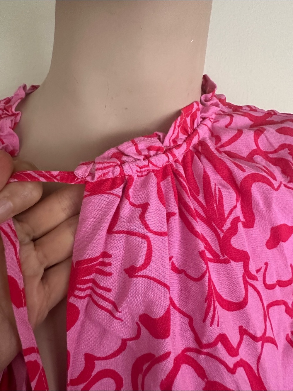 Robertson + Rodeo Pink Floral V-Neck Smocked Mini Dress Size L Boho Cap Sleeve - Picture 3 of 5